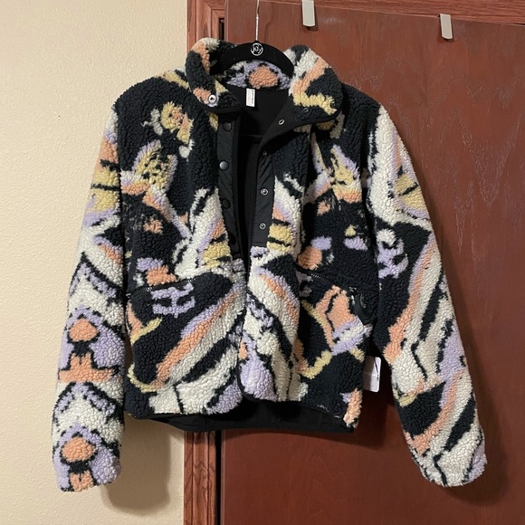 Free People Jackets & Blazers - Free People hit the slopes fleece jacket